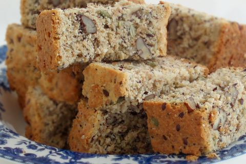 Seed and nut rusks (saad en neut beskuit) | Rainbow Cooking